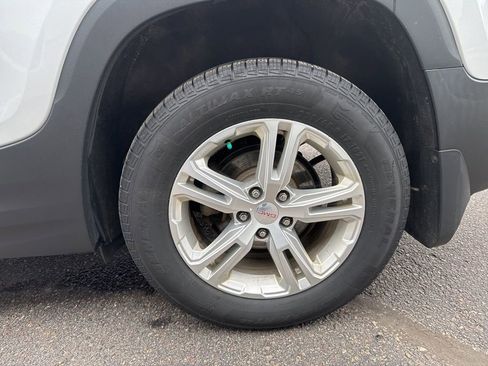 Used 2018 GMC Terrain SLE image 30