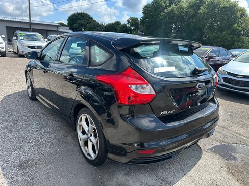 Used 2013 Ford Focus ST FWD image 4