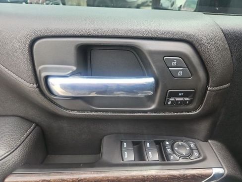 Used 2020 GMC Sierra 3500 Denali w/ Denali Ultimate Package image 11