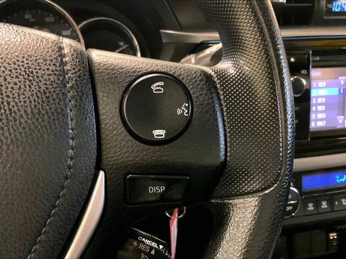 Used 2014 Toyota Corolla LE image 22