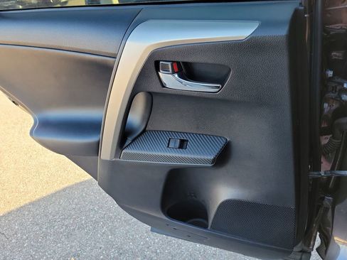 Used 2013 Toyota RAV4 Limited image 14