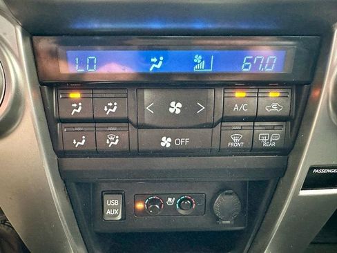 Used 2019 Toyota 4Runner Limited AWD/4WD image 30