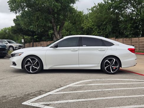 Used 2021 Honda Accord Sport image 6