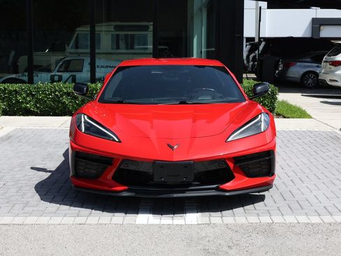 Used 2023 Chevrolet Corvette Stingray Premium Cpe w/ Z51 Performance Package RWD image 3