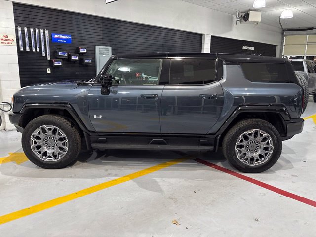 Used 2026 GMC Hummer EV SUV AWD/4WD image 2