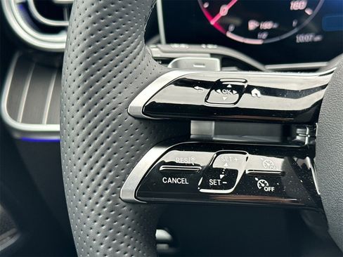 New 2025 Mercedes-Benz C 300 Sedan image 27