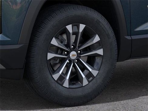 New 2026 Chevrolet Equinox LT w/ Convenience Package II image 9