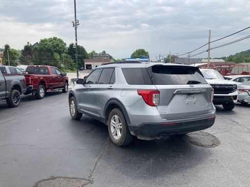 Used 2021 Ford Explorer XLT AWD/4WD image 5
