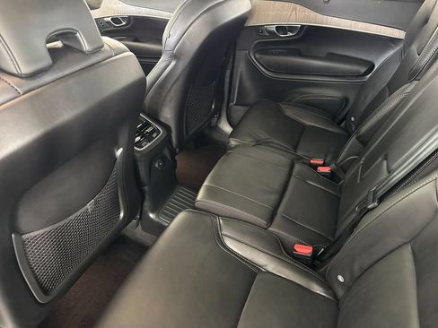 Certified 2024 Volvo XC90 T8 Ultimate w/ Protection Package Premier AWD/4WD image 11