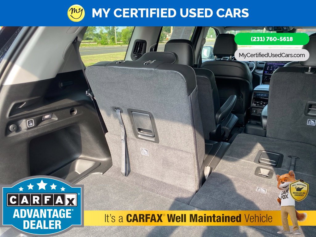 Used 2023 Jeep Grand Cherokee L Limited AWD/4WD image 9
