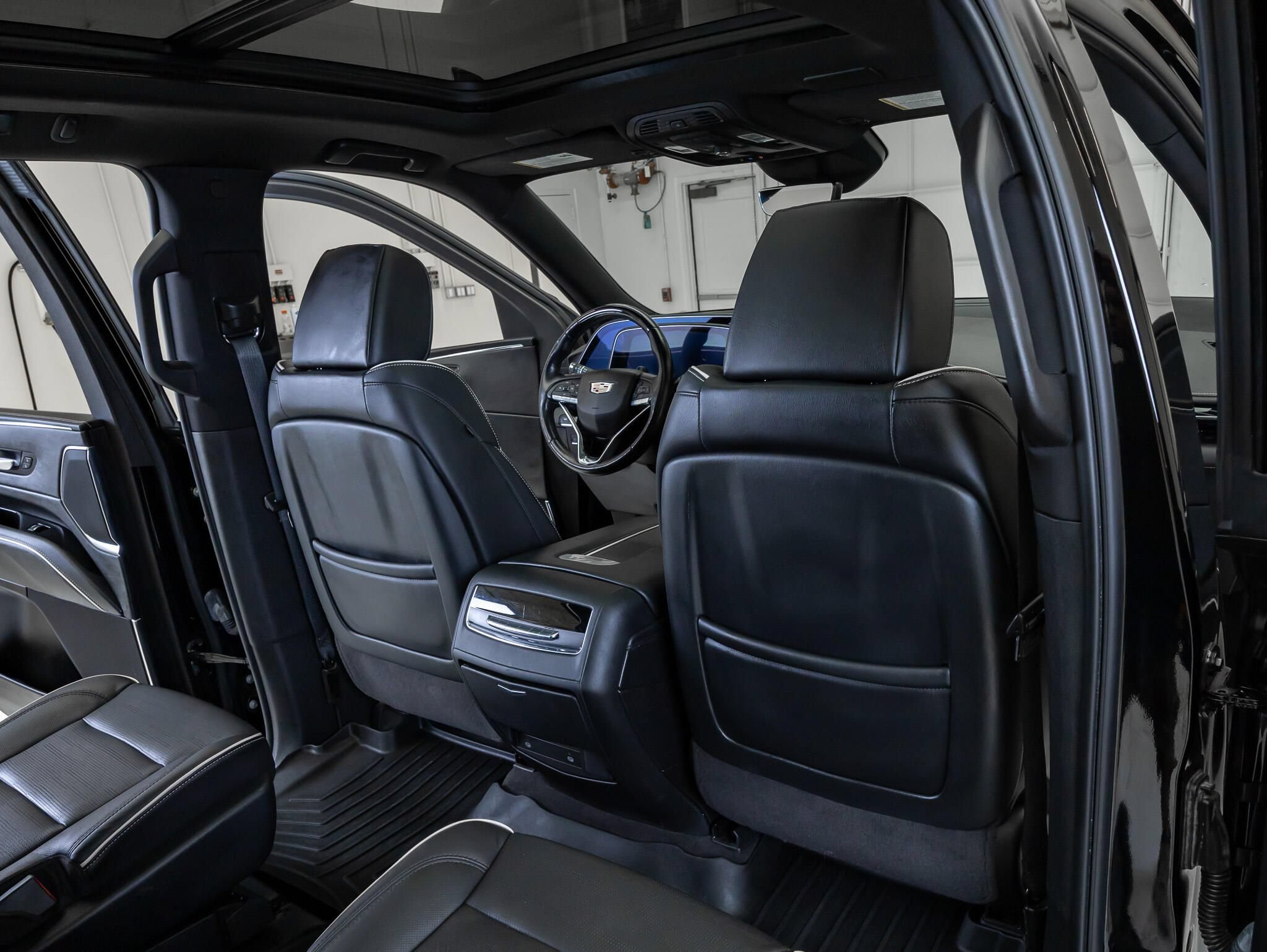 Used 2023 Cadillac Escalade Sport AWD/4WD image 29