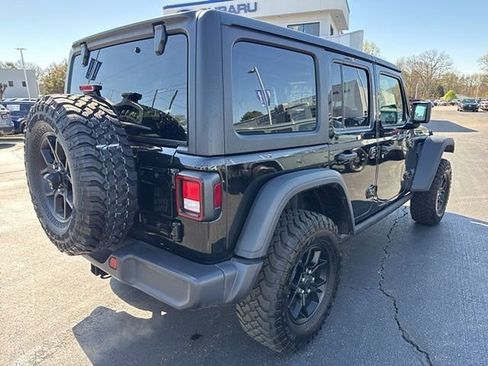Used 2025 Jeep Wrangler Willys 4xe image 5