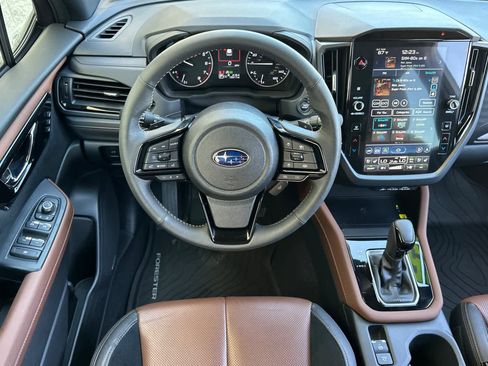 Used 2025 Subaru Forester Touring w/ Popular Package - Touring image 13