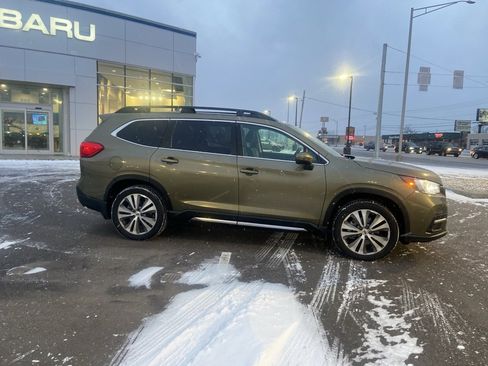 Used 2022 Subaru Ascent Limited w/ Technology Package image 3