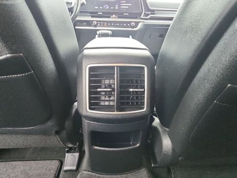 Used 2023 Kia Sportage EX image 15