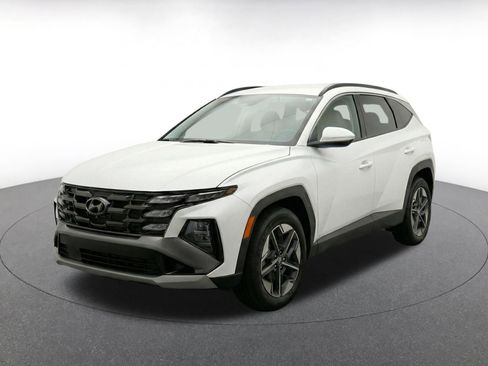 Used 2025 Hyundai Tucson SEL AWD/4WD image 3