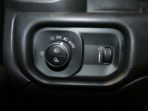 Used 2025 RAM 2500 Tradesman AWD/4WD image 19