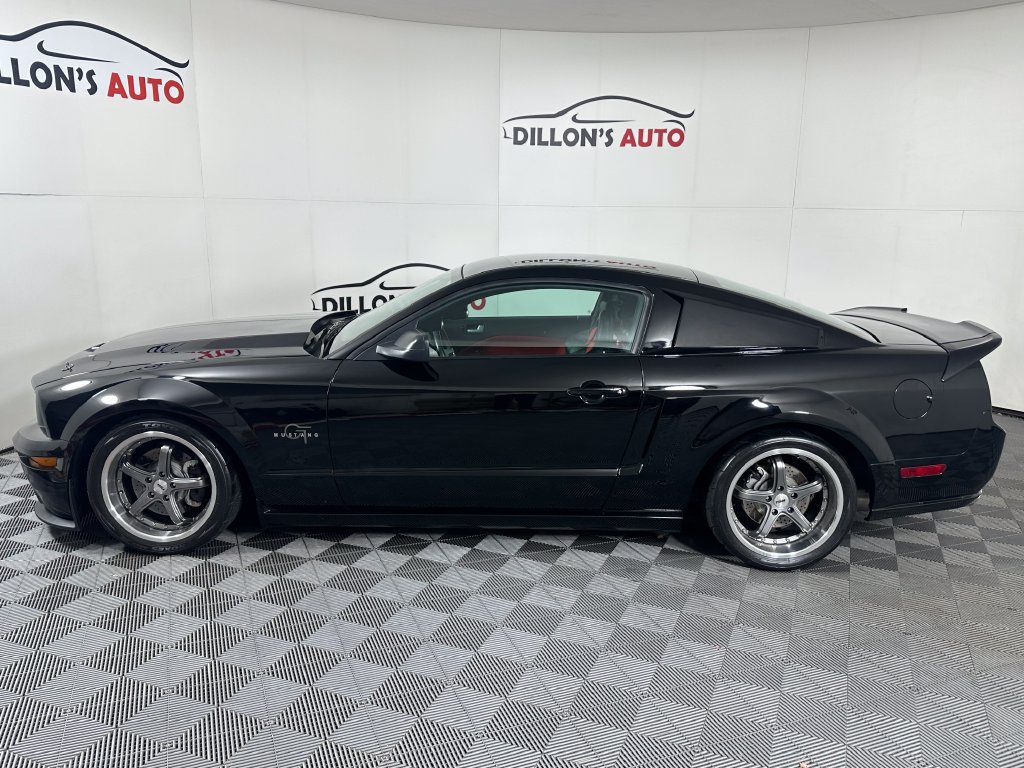 Used 2006 Ford Mustang GT RWD image 3