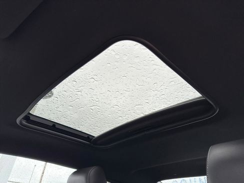 Used 2020 Chevrolet Camaro SS image 16