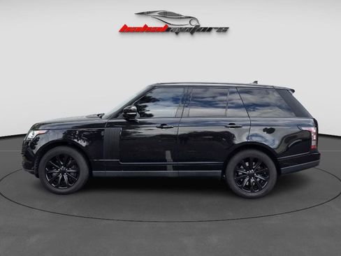 Used 2016 Land Rover Range Rover HSE image 4