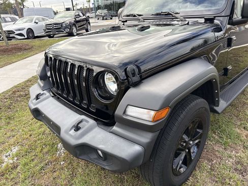 Used 2022 Jeep Wrangler Unlimited Sport image 10