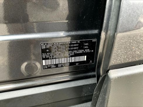 Used 2023 Toyota RAV4 LE AWD/4WD image 36