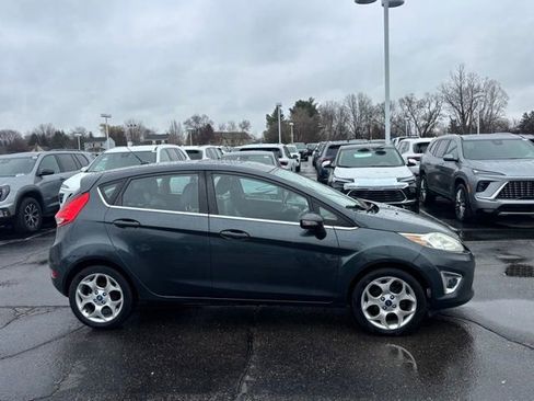 Used 2011 Ford Fiesta SES w/ 301A Rapid Spec Order Code image 4