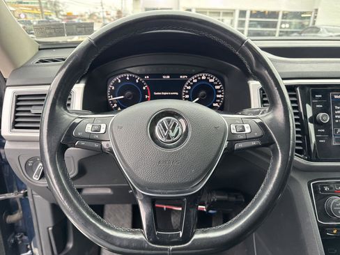 Used 2018 Volkswagen Atlas SEL Premium image 19