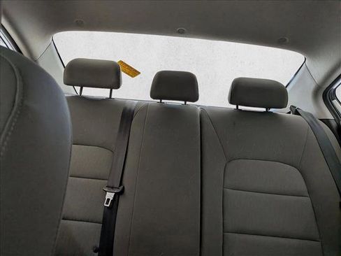 Used 2015 Kia Forte LX image 16