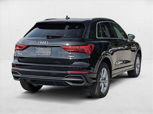 New 2025 Audi Q3 2.0T Premium image 2