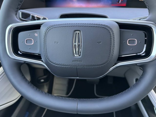 New 2026 Lincoln Nautilus Premier AWD/4WD image 26