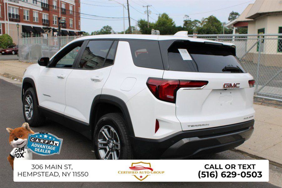 Used 2026 GMC Terrain Elevation FWD image 7