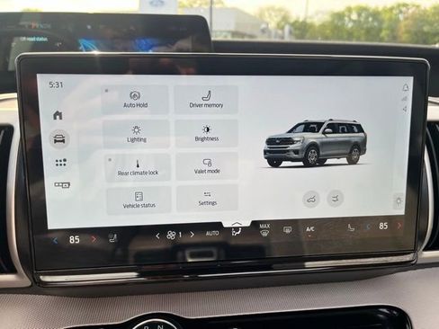 Certified 2025 Ford Expedition Active AWD/4WD image 47
