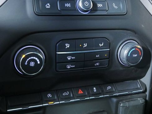 Used 2021 Chevrolet Silverado 1500 Custom AWD/4WD image 24