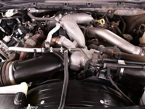 Used 2024 Ford F350 XLT image 34