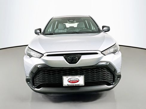 Used 2024 Toyota Corolla Cross AWD Hybrid image 2