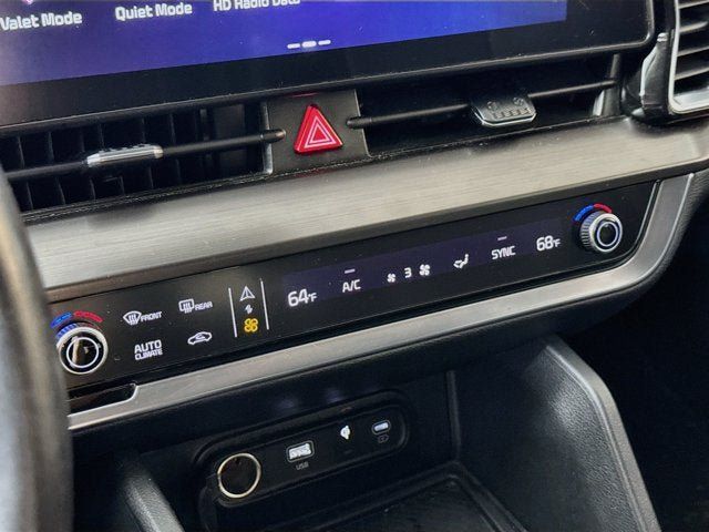 Certified 2024 Kia Sportage EX AWD/4WD image 16