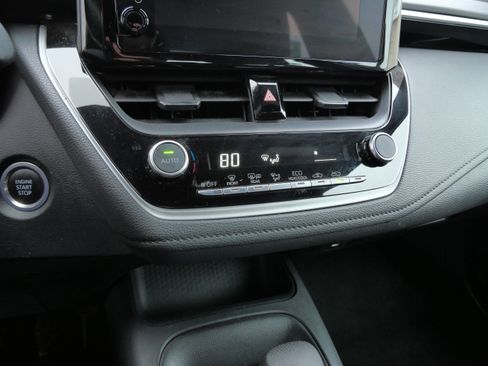 Certified 2024 Toyota Corolla SE image 24