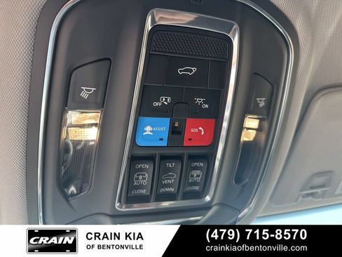 Used 2023 Jeep Grand Cherokee L Limited w/ Luxury Tech Group II AWD/4WD image 23