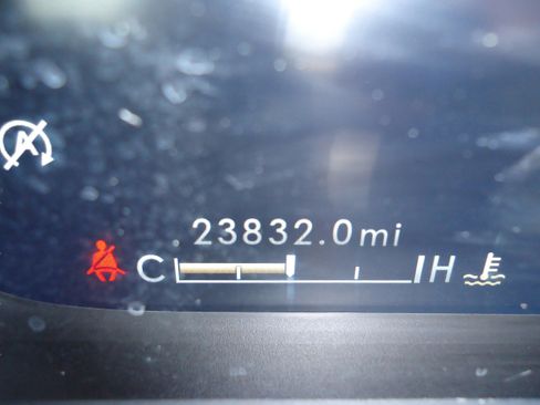 Used 2023 Lincoln Nautilus Reserve w/ Equipment Group 202A image 13