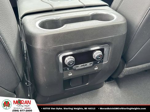 Used 2023 GMC Yukon Denali AWD/4WD image 14
