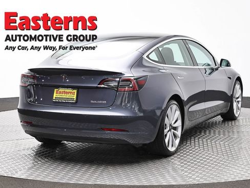 Used 2019 Tesla Model 3 Performance image 5