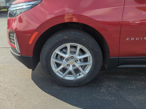 Certified 2024 Chevrolet Equinox LT AWD/4WD image 14