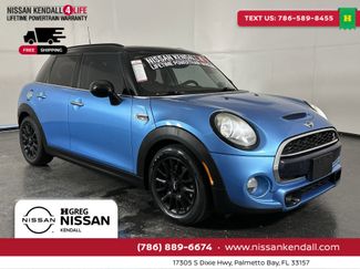 Used 2017 MINI Cooper S video 2
