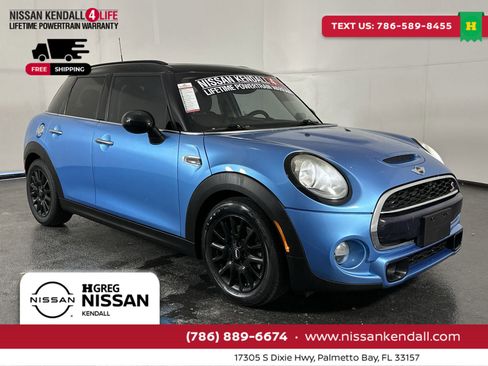 Used 2017 MINI Cooper S image 2