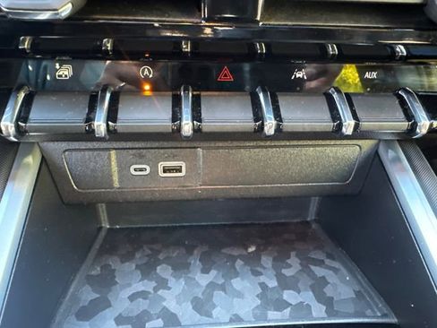 Used 2023 Chevrolet Colorado Z71 w/ Advanced Trailering Package image 34