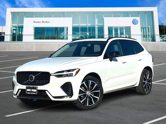 Used 2023 Volvo XC60 B5 Plus w/ Protection Package Premier video 1