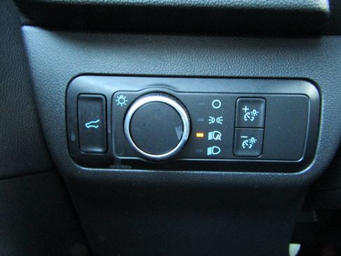 Used 2024 Ford Escape ST-Line w/ Tech Pack #1 AWD/4WD image 19