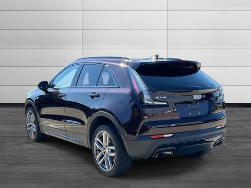 Used 2020 Cadillac XT4 Sport w/ Cold Weather Package FWD image 3