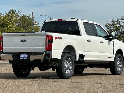 New 2026 Ford F250 Lariat w/ Lariat Ultimate Package image 4